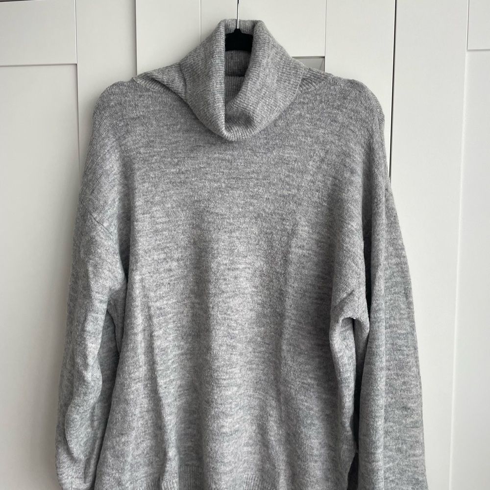 Cozy Gray Turtleneck Sweater